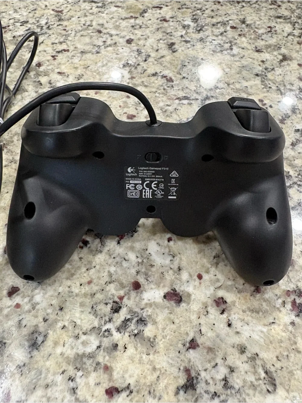 Logitech Gamepad F310 Wired controller P/N 840-000058 Good Working Condition